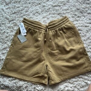 [BRAND NEW] Tna CozyAF Boyfriend Sweatfleece Shorts